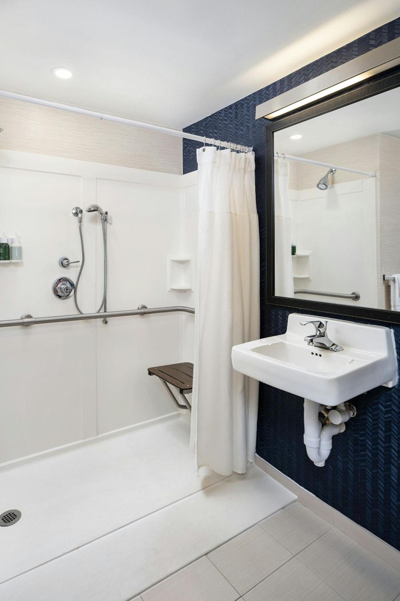 Fairfield Inn & Suites Raleigh Durham Airport Research Triangle Park Morrisville Dış mekan fotoğraf